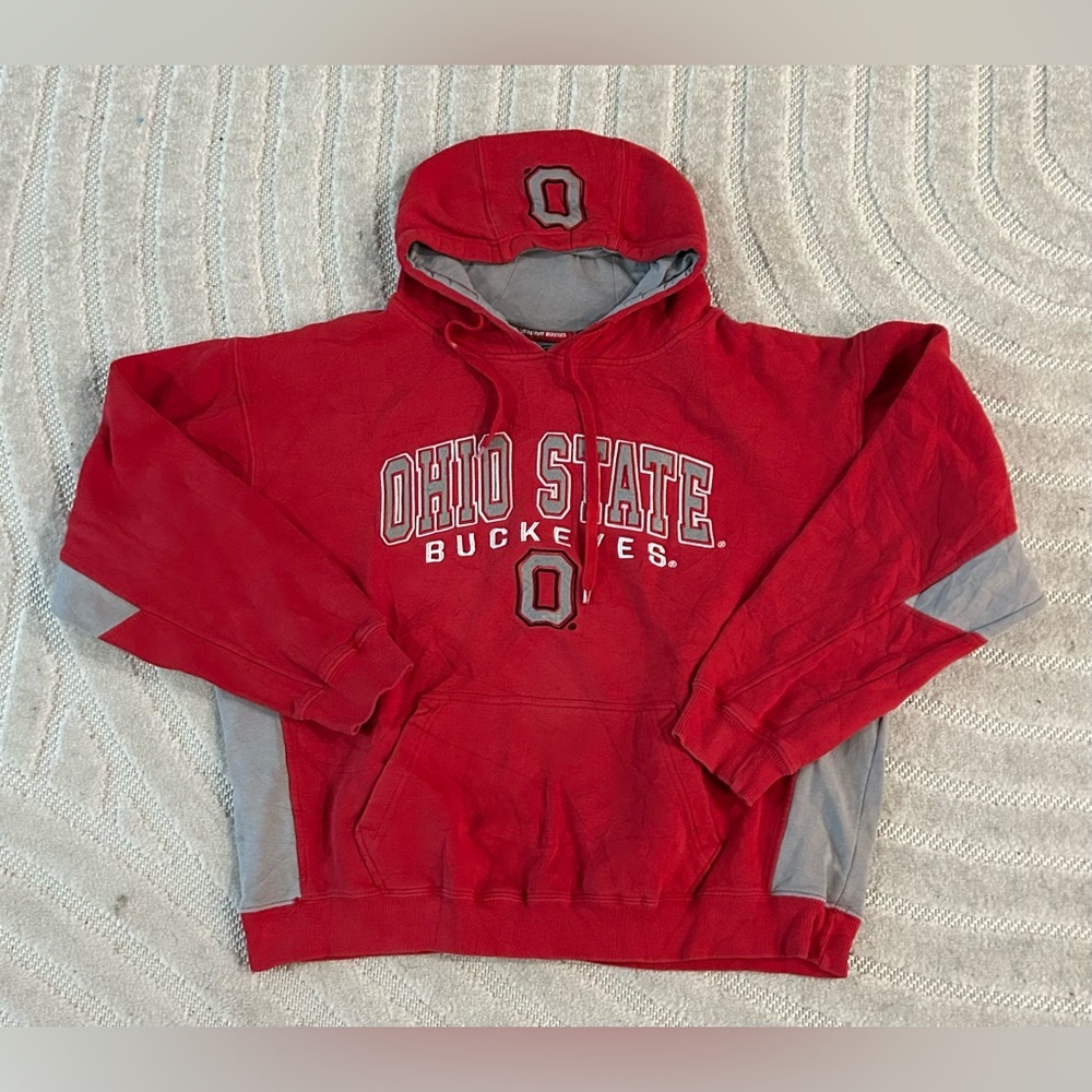 Ohio State University Buckeyes Colosseum Pullover Hoodie - XL